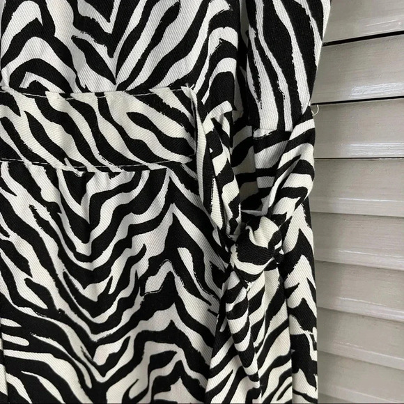 Epic Threads Zebra Romper Girls Medium Nwt Black Ivory - Picture 4 of 16